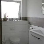 Feriehus Gaestehaus Nebenan *